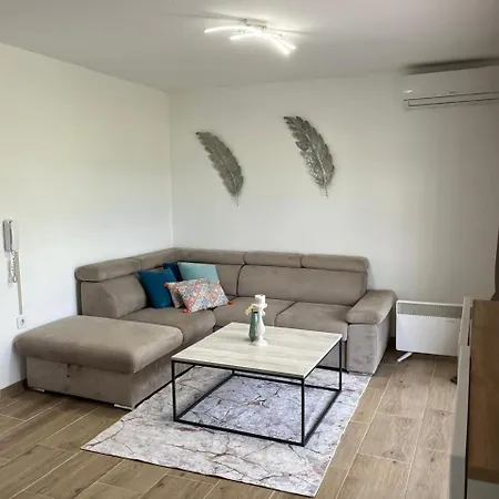 بيت للعطل Pine House *