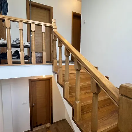 Pine House * Saraievo