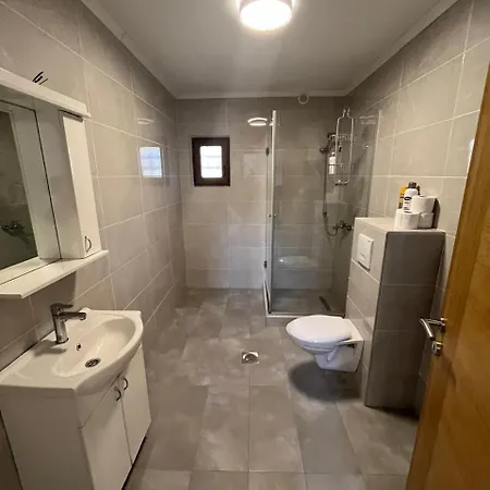 Pine House Szarajevó