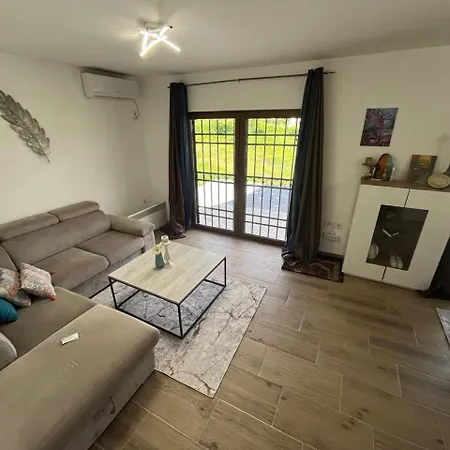Pine House * Saraievo